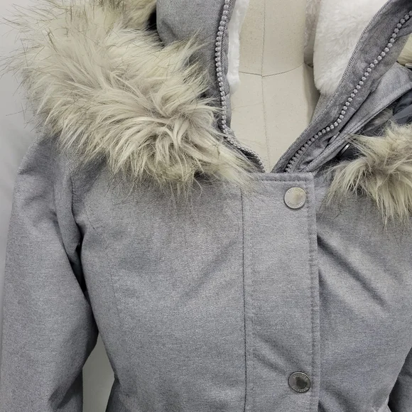 Hollister Ultimate Down Collection Grey Jacket Size XS - Picture 3 of 16